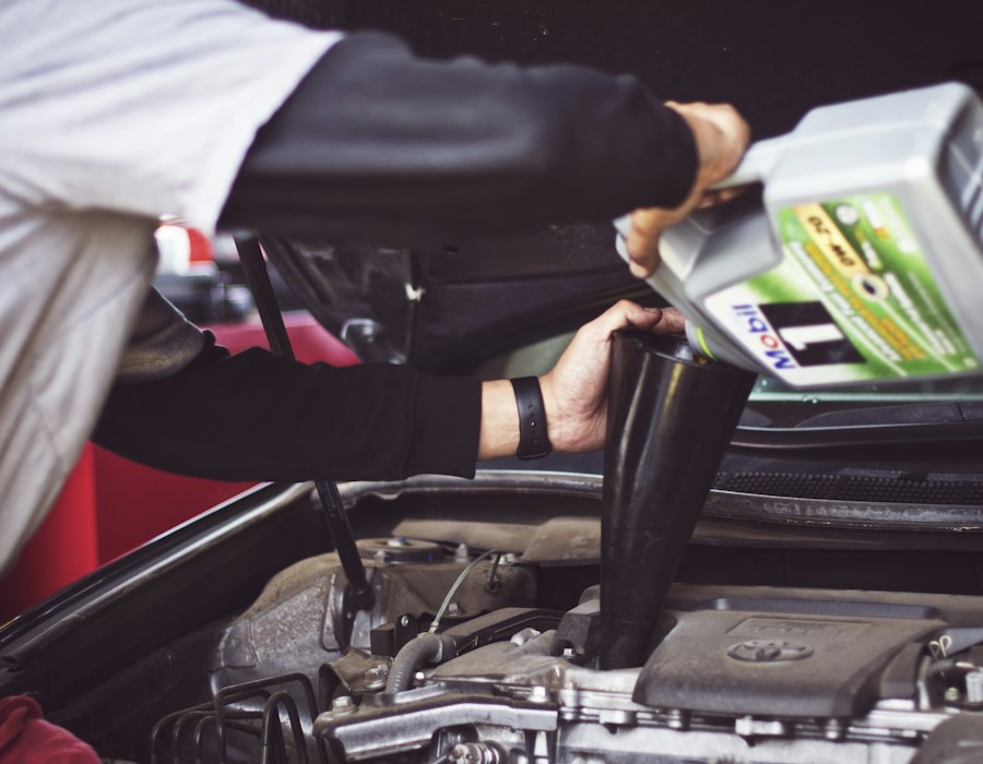 Diagnostic électronique et contrôle de calculateur de voiture